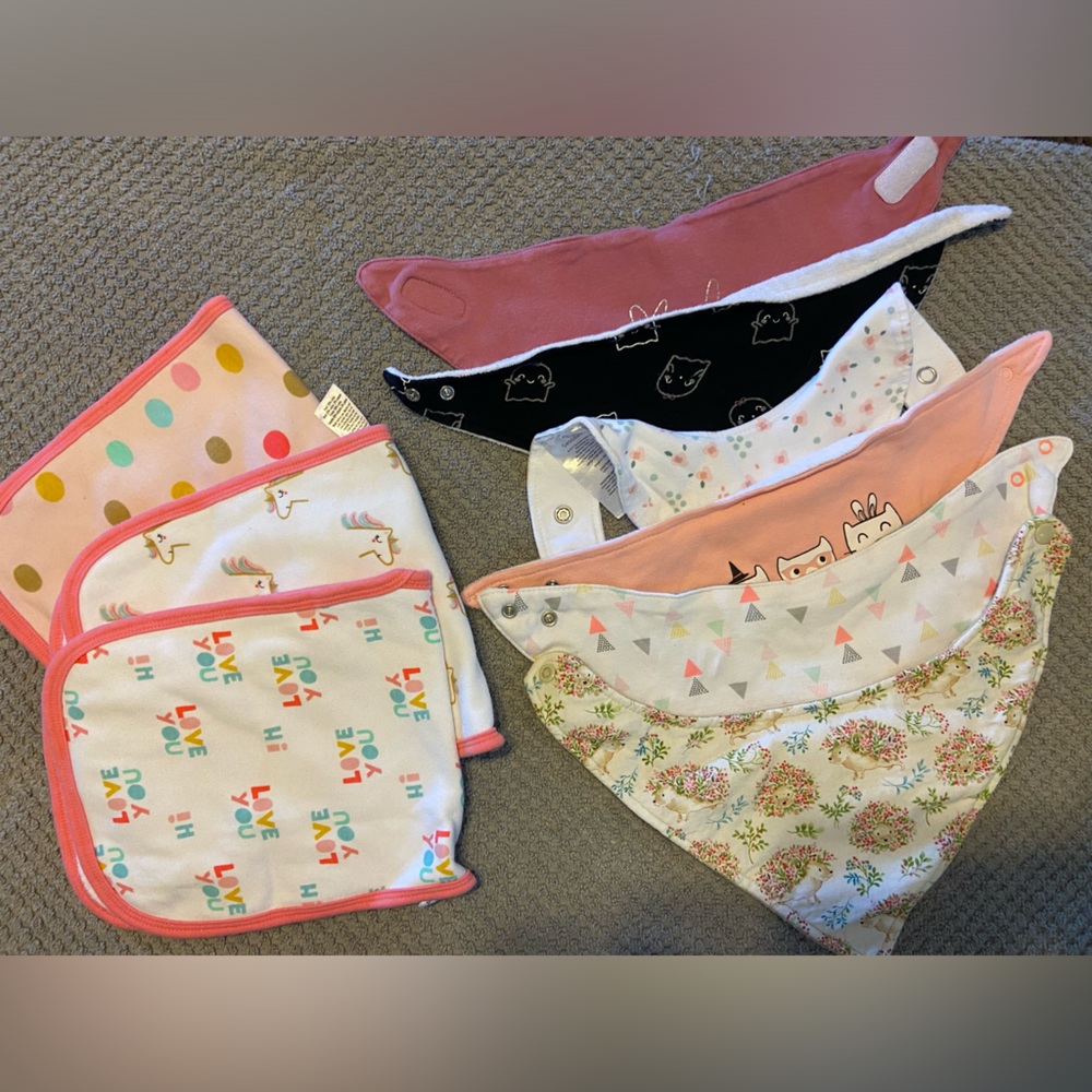 Baby accessory lot. Burb cloths and drool bibs. Car set and play pen toys.